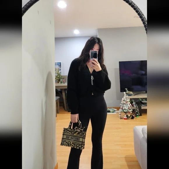 Christian Dior Mini Oblique Leopard Book Tote W/ Twilly And Pin - Picture 3 of 11